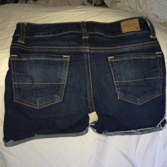 American Eagle Stretch, Dark wash denim midi shorts, Size 0 - Picture 2 of 4